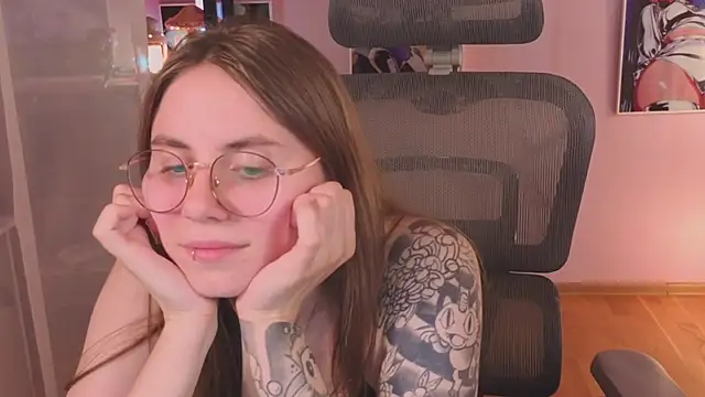 _AnnaStark_'s Live XXX Chat