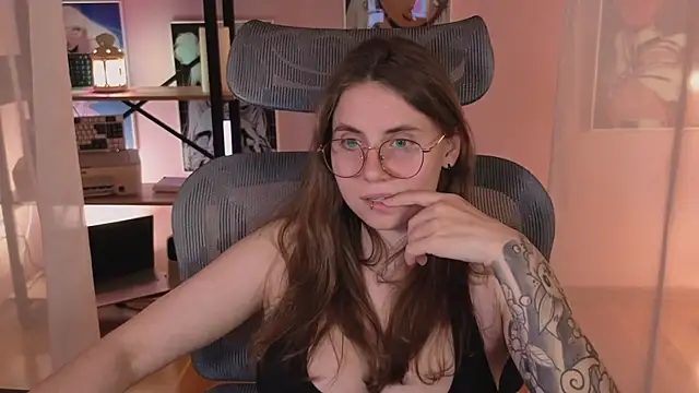 _AnnaStark_ élő XXX-chatje