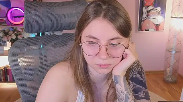 _AnnaStark_ Chat XXX in diretta