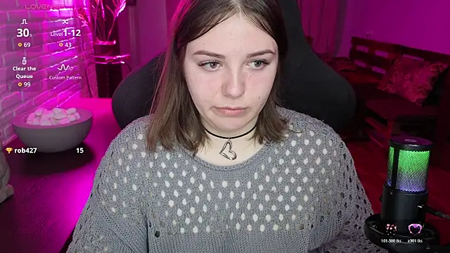 XNirvanaX Show in webcam