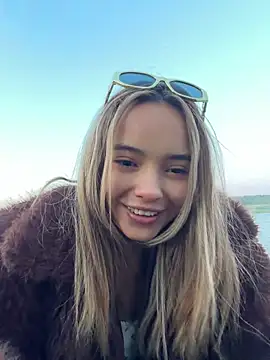 Pertunjukan Kamera Web Irina_Grant