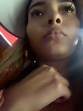 Vanesse_ Show in webcam