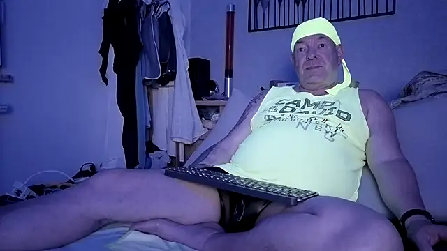 stranger196666 Webcamshow