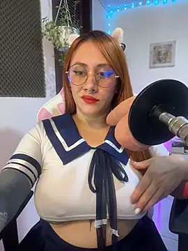 Luna_Paris_'s Webcam Show