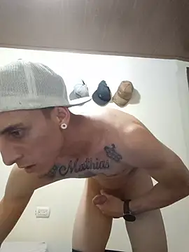 Hot_Flaco 现场XXX聊天