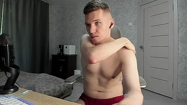 Bananas_dick – Kamerová šou
