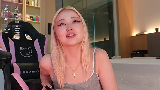 hyun_chia Pertunjukan Webcam