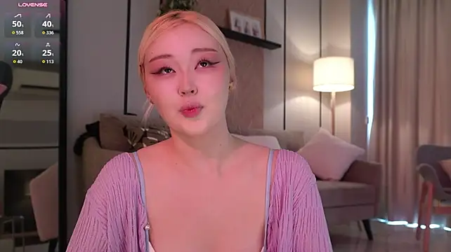hyun_chia's Webcam Show