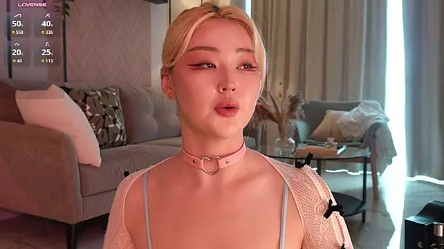 hyun_chia's Webcam Show