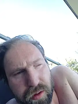 Horny_Sweden2022 网络视讯表演