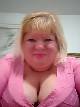 JemJensen30 Adlı Modelin Canlı XXX Sohbeti