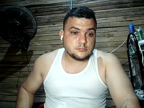Arcangel_05's Webcam Show