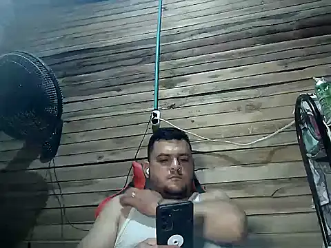 Arcangel_05's Webcam Show