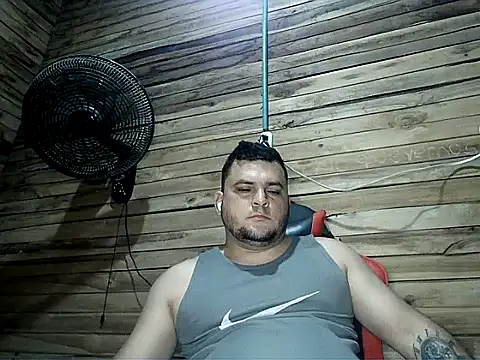 Arcangel_05 Show in webcam