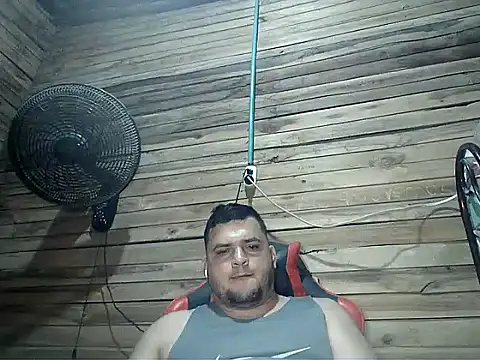 Arcangel_05 – webcam-show