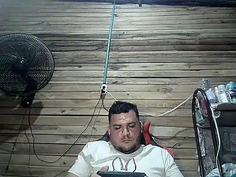 Arcangel_05 – webcam-show