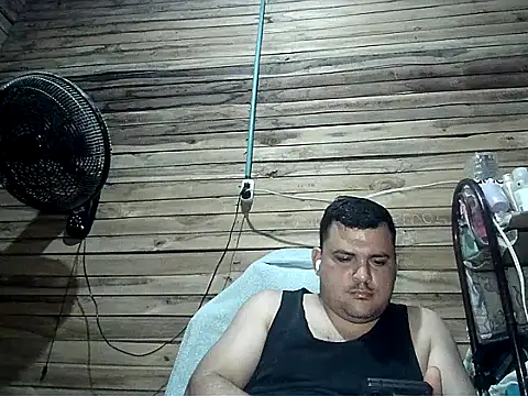 Arcangel_05 Show in webcam