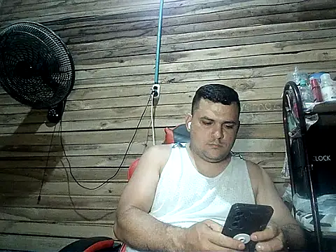 Arcangel_05's Webcam Show