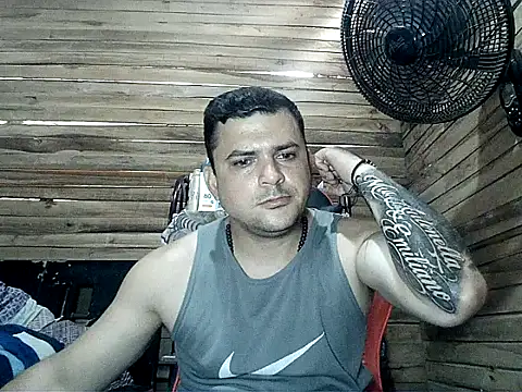 Pertunjukan Kamera Web Arcangel_05
