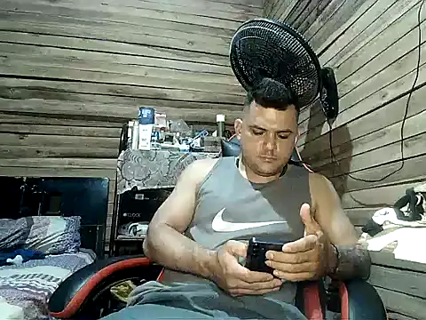 Pertunjukan Kamera Web Arcangel_05