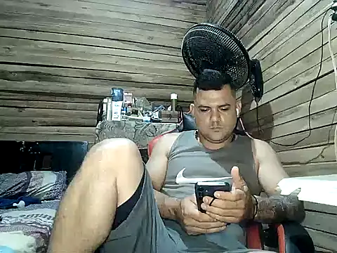 Arcangel_05 Adlı Modelin Web Kamerası Şovu