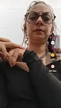 Show de Serena_XYZ na webcam