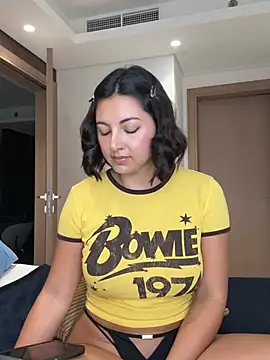 alexademie1のライブXXXチャット