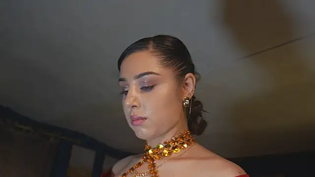 VanessaDoyle élő XXX-chatje