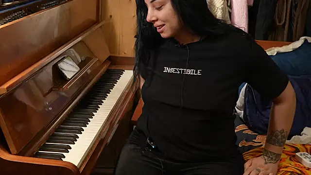VanessaDoyle's Live XXX Chat