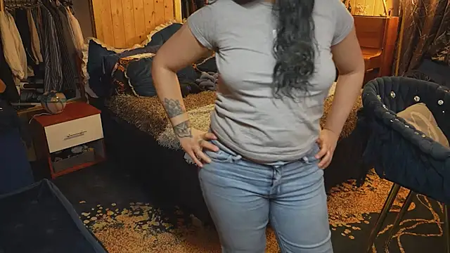 XXX chat uživo modela VanessaDoyle
