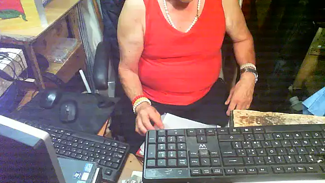 Show de nonnomaturobisex na webcam