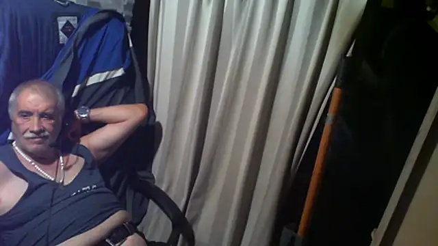 nonnomaturobisex Webcam show