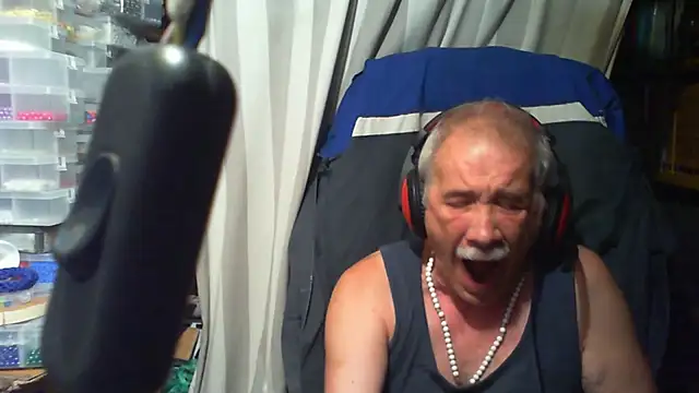 nonnomaturobisex Webcam show