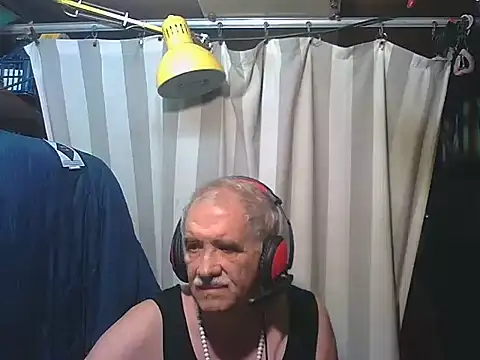 nonnomaturobisex Webcam Show