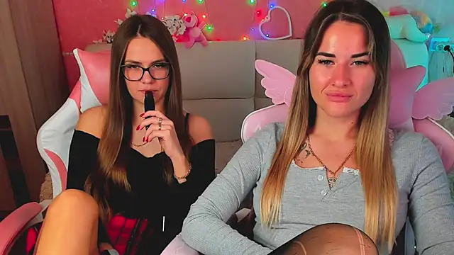 Онлайн чат XXX hotty_girls_here