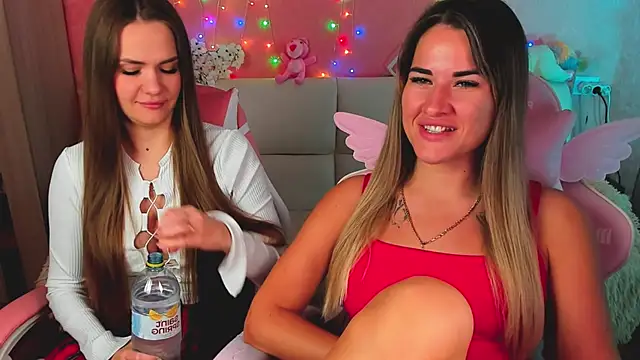دردشة hotty_girls_here الجنسية المباشرة