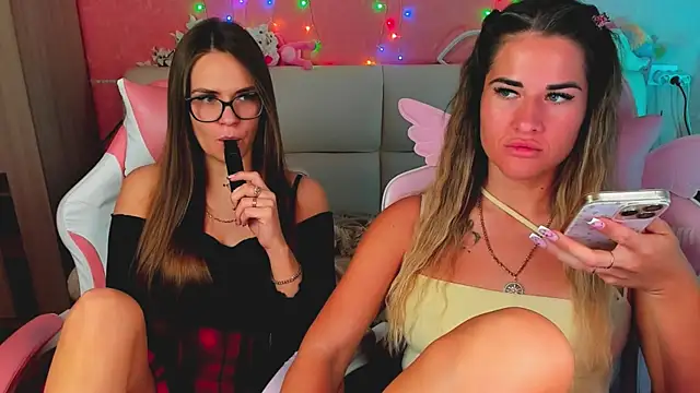 Czat XXX na żywo – hotty_girls_here