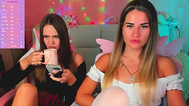 hotty_girls_here: вебкам-шоу
