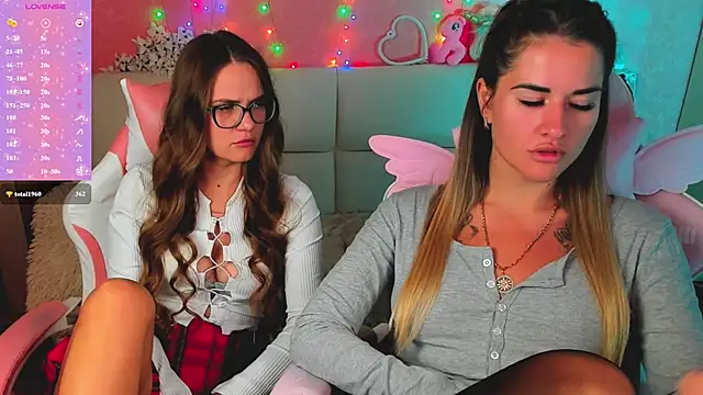 Вебкам-шоу hotty_girls_here
