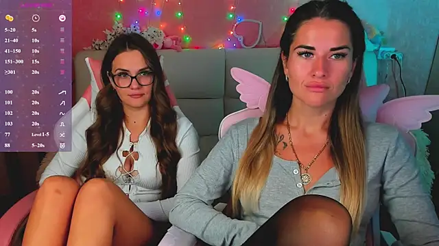 hotty_girls_here's Webcam Show