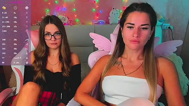 hotty_girls_here's Webcam Show