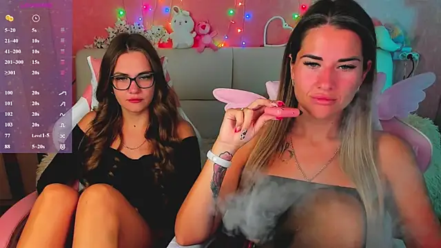 hotty_girls_here Show in webcam