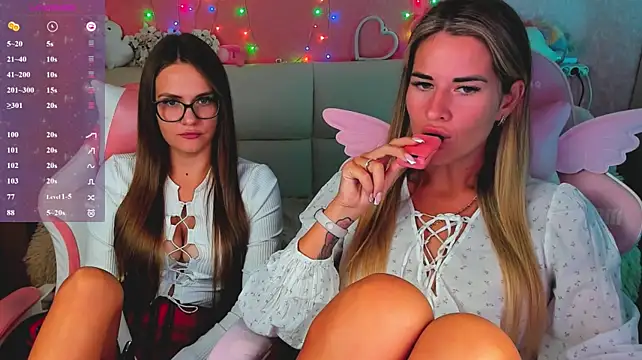 hotty_girls_here: вебкам-шоу