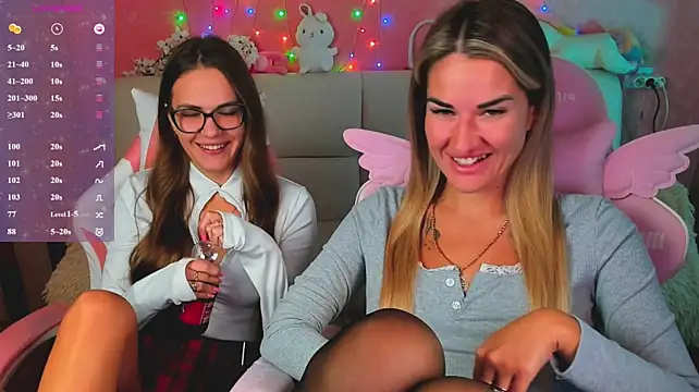 hotty_girls_here: онлайн-секс-чат