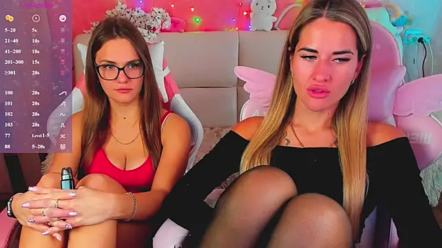 hotty_girls_here Шоу с уебкамера