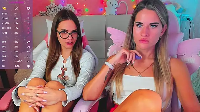 hotty_girls_here's Webcam Show