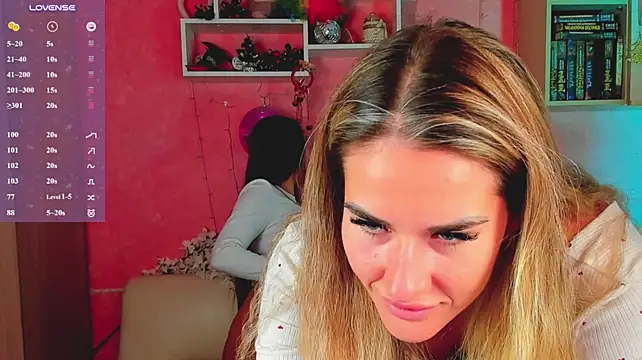 Show modela hotty_girls_here na web-kameri