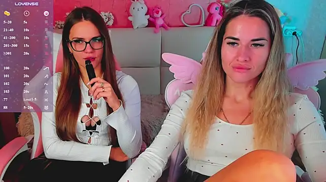 Show de hotty_girls_here na webcam