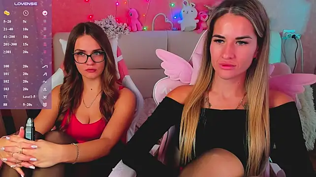 hotty_girls_here webkamerás műsora