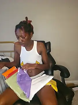oliviaprettypussy's Webcam Show